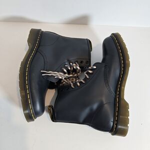 Dr. Martens 1460 Navy Smooth Leather
